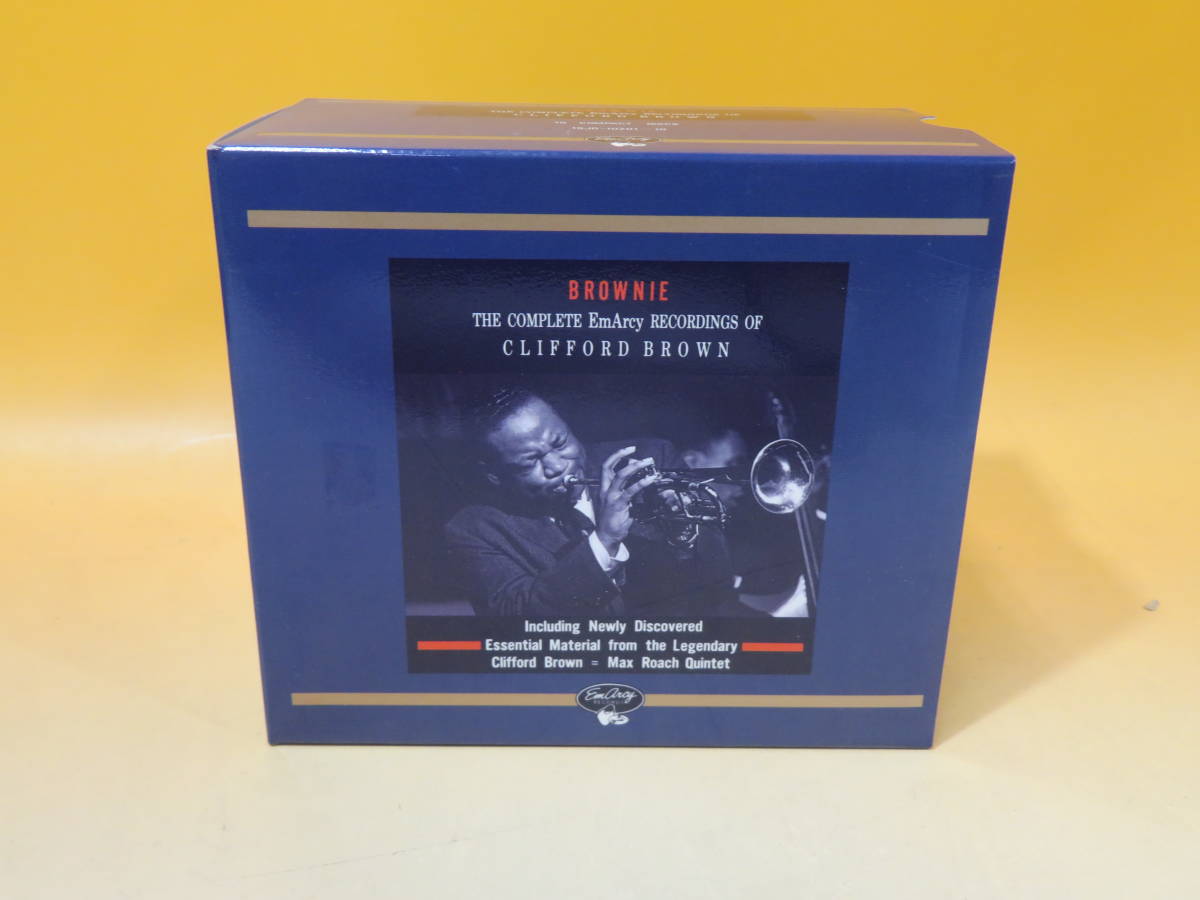 The Complete EmArcy Brownie: Recordings Clifford Brown of by [Box