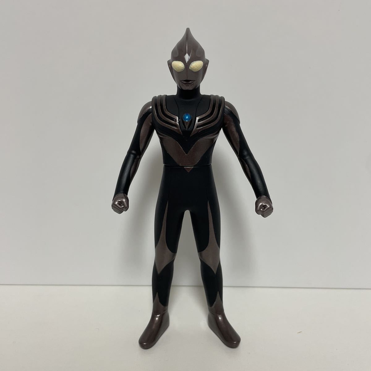 ウルトラマンティガ ダーク 33cm ウルトラマンティガ ダーク 33cm