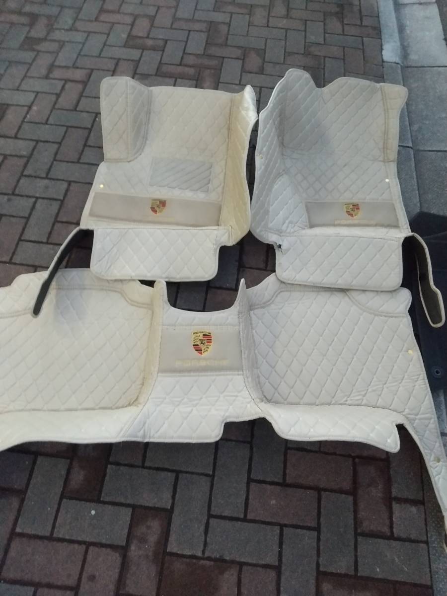 ポルシェ カイエン 0 Porsche - 各年式と世代のリム仕様、タイヤ仕様 