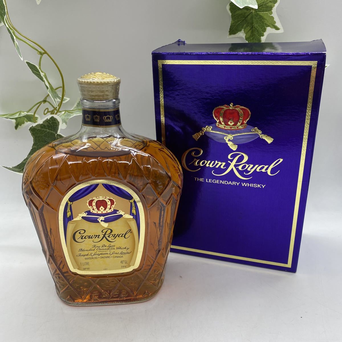 F-42】Crown Royal クラウンローヤル カナディアン ウイスキー