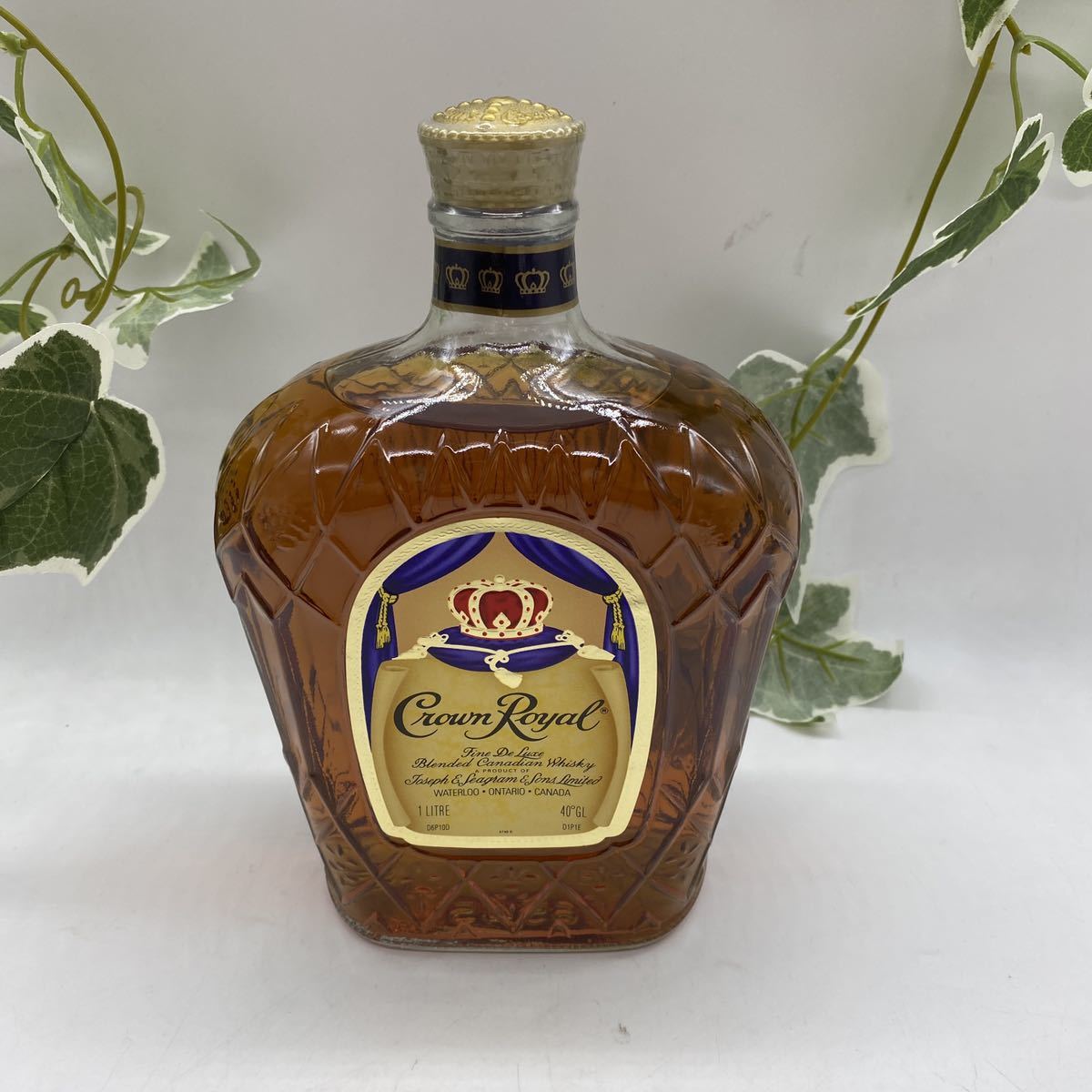 F-42】Crown Royal クラウンローヤル カナディアン ウイスキー