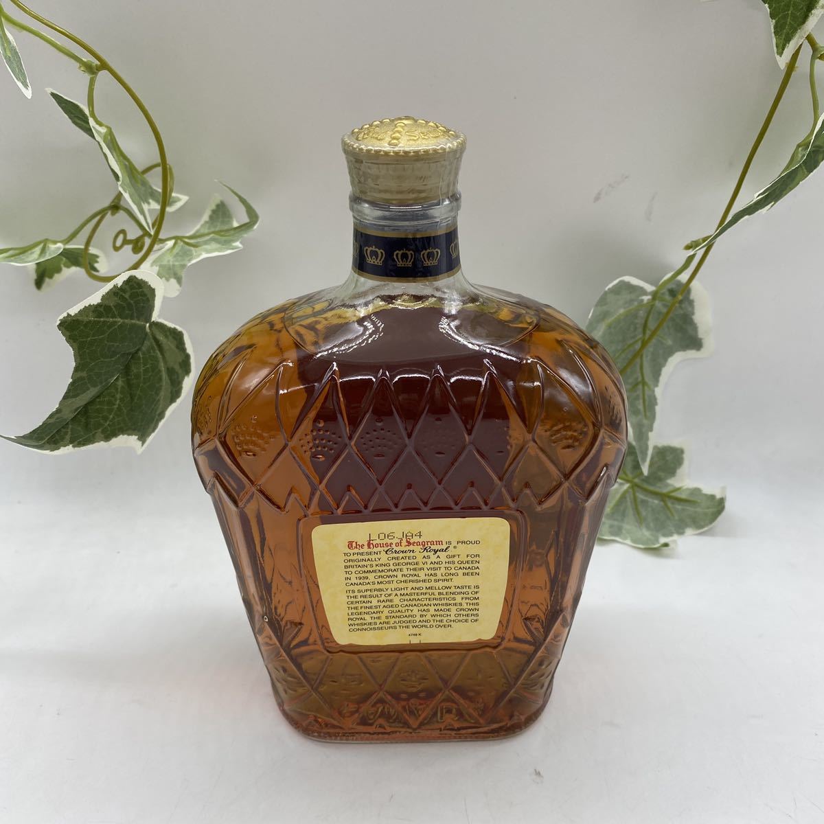 F-42】Crown Royal クラウンローヤル カナディアン ウイスキー