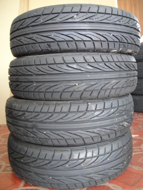 バリ山　4本セット ダンロップ DIREZZA DZ101 155/65R13 73H DUNLOP 