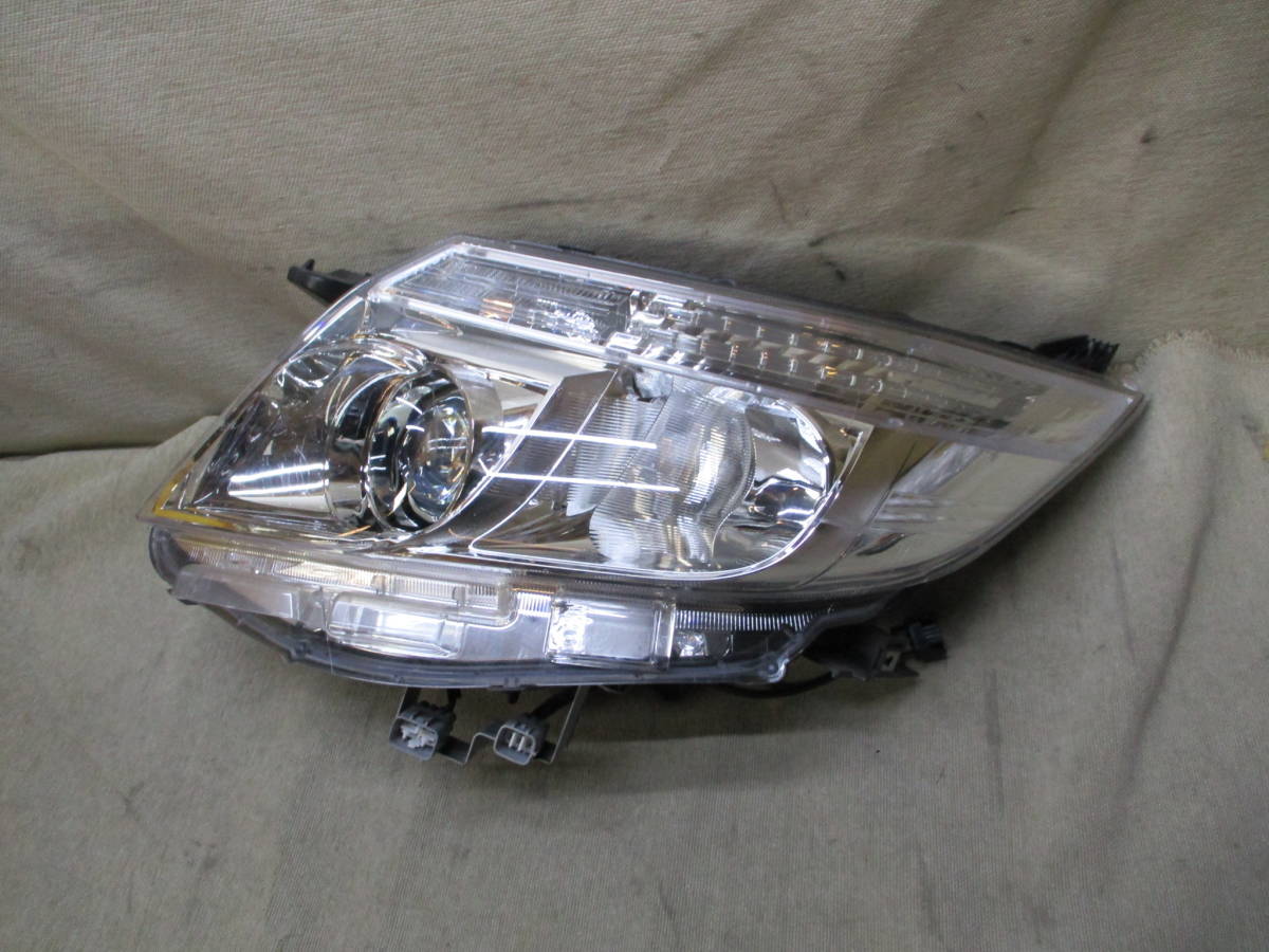 ノア/エスクァイア ZRR80 前期 純正LEDヘッドライト 左 ICHIKOH28-227 