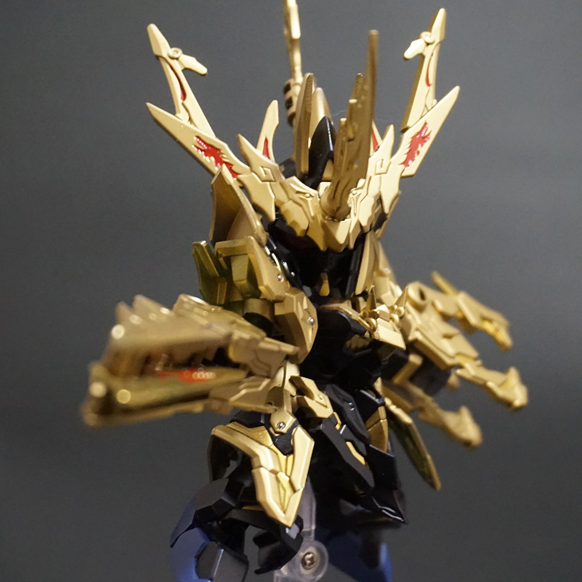 劉禅バンシィ 龍尊劉備ユニコーンガンダム 改造品 塗装済改修完成品 完成品 売買されたオークション情報 Yahooの商品情報をアーカイブ公開 オークファン Aucfan Com