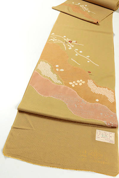 【和遊館】EHF107　仕立付！丹後ちりめん絞り刺繍入り付下げ着尺　 江戸紅型染 着尺(丹後ちりめん) 手挿し 墨模様 付下げ 丹後ちりめん地紋入り染小紋着尺