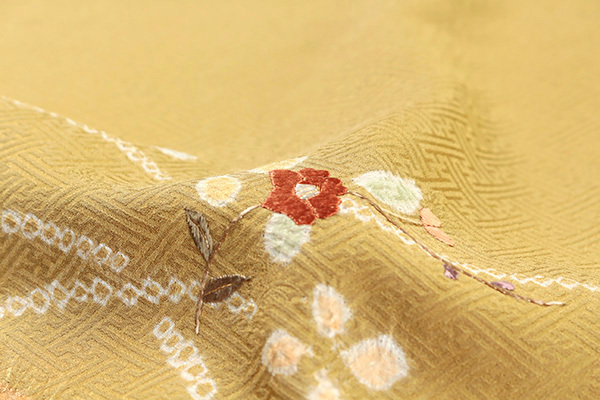 【和遊館】EHF107　仕立付！丹後ちりめん絞り刺繍入り付下げ着尺　 江戸紅型染 着尺(丹後ちりめん) 手挿し 墨模様 付下げ 丹後ちりめん地紋入り染小紋着尺