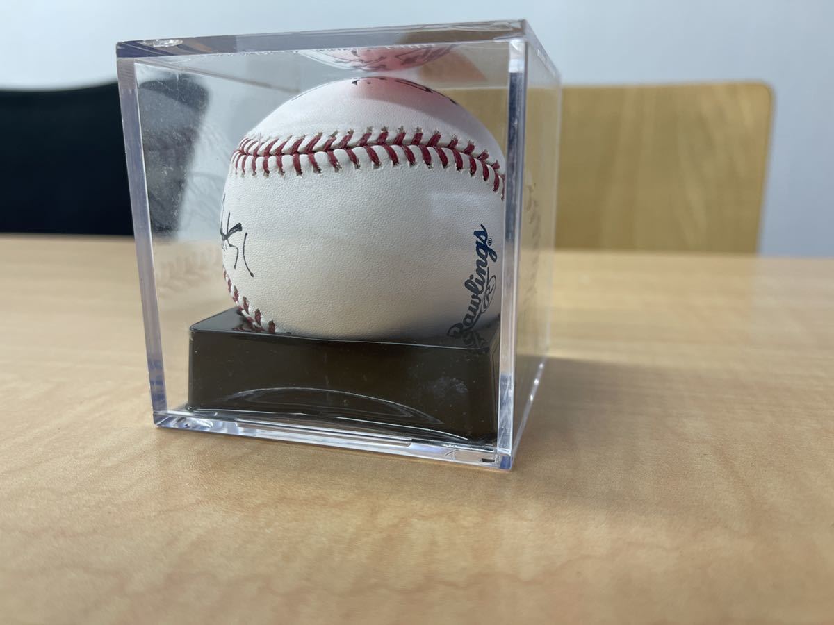 イチロー サイン入り 直筆サインボール (宛名あり)(記念品、関連グッズ 