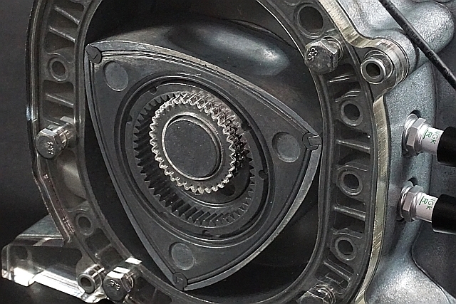 デアゴスティーニ 1/2 MAZDA マツダ コスモスポーツ用 10A ロータリー