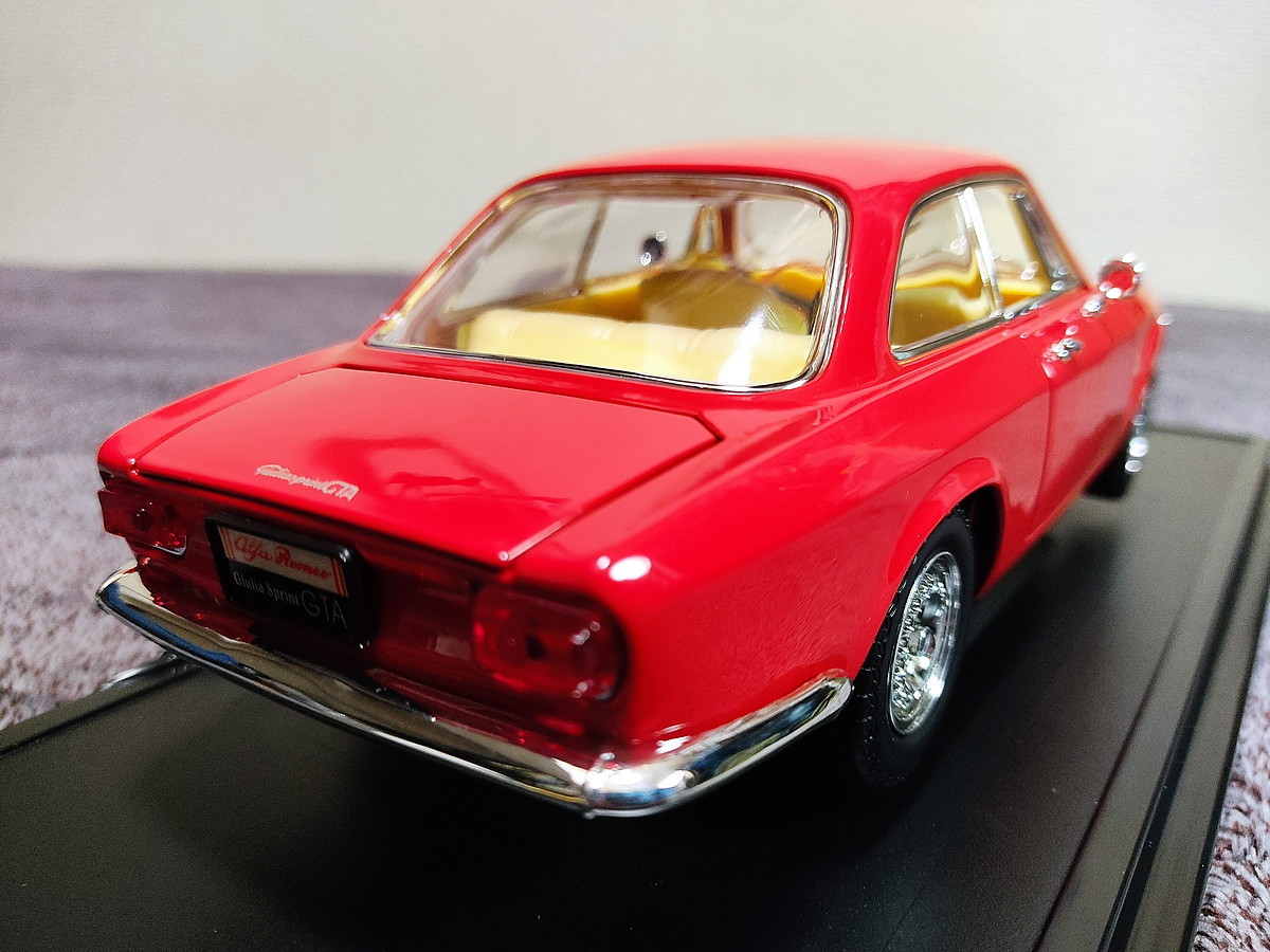 yat ming ヤトミン 1/18 Alfa Romeo GIULIA SPRINT アルファロメ