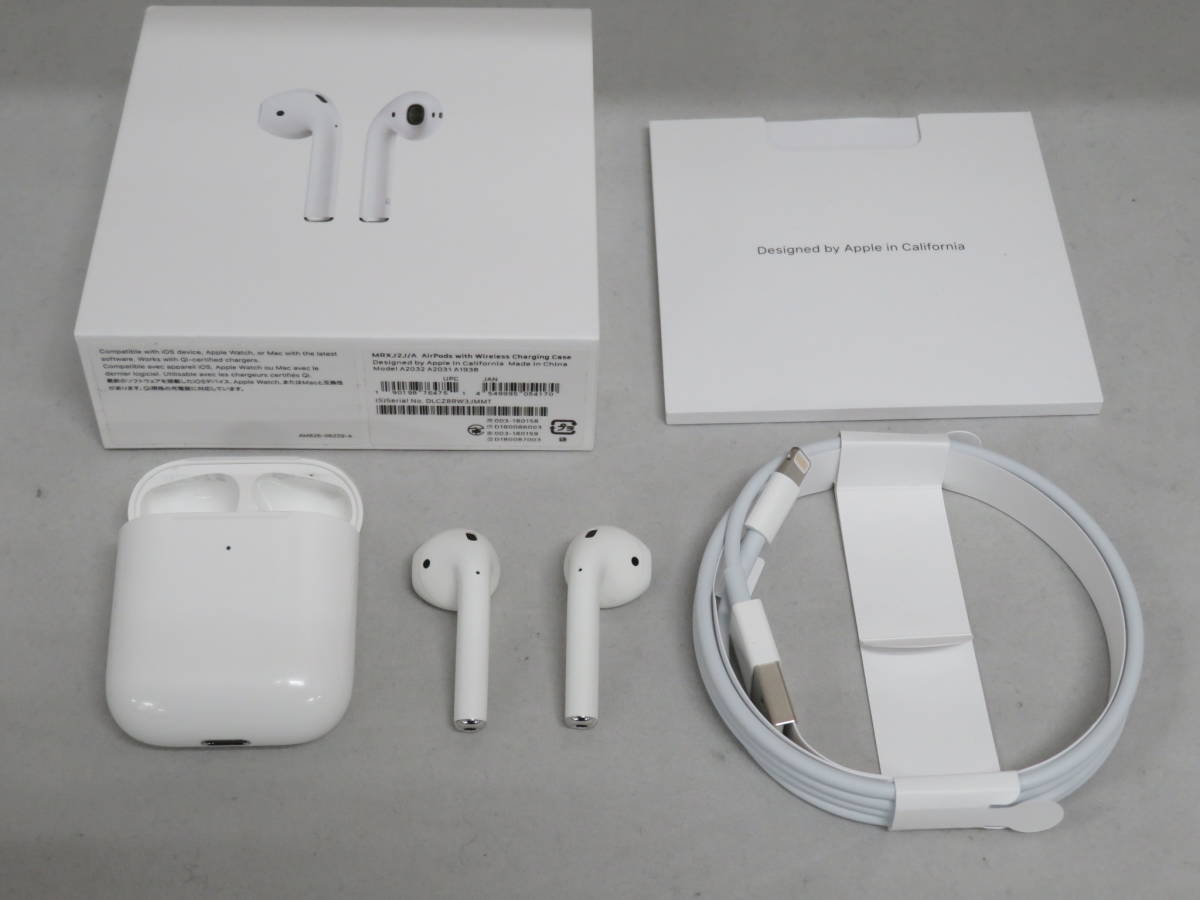 52◎CO/ Apple AirPods with Wireless Charging Case MRXJ2J/A