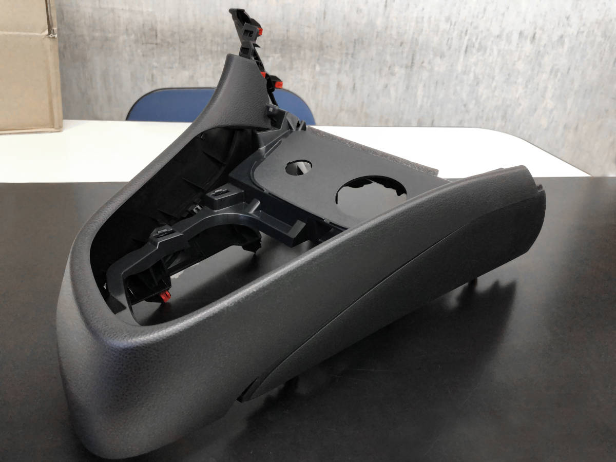 新品未使用品】トヨタ GRヤリス GXPA16 純正パネル シフトコンソール 
