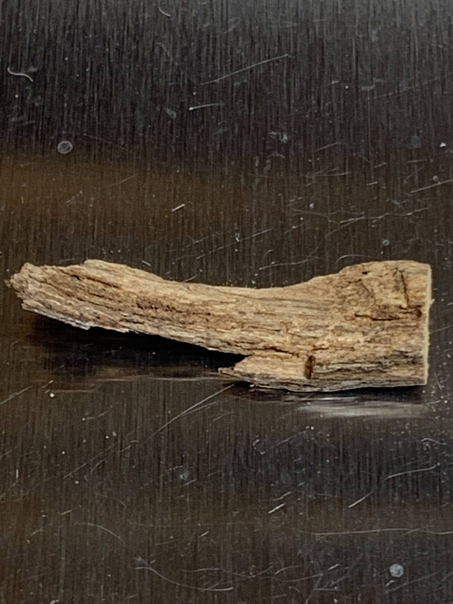 香木 聞香用香木 ☆香道 六国五味 真南蛮 6.1g 樹脂分の