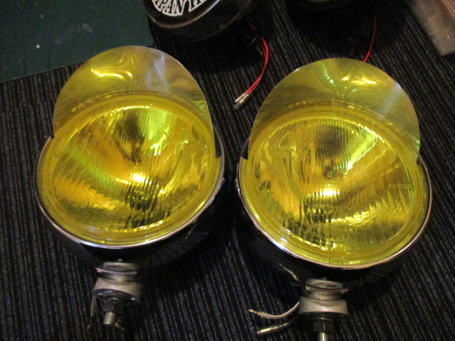 ☆IPFフォグランプ 200φ ☆バイザー付き☆レトロ☆デコトラ(フォグ  