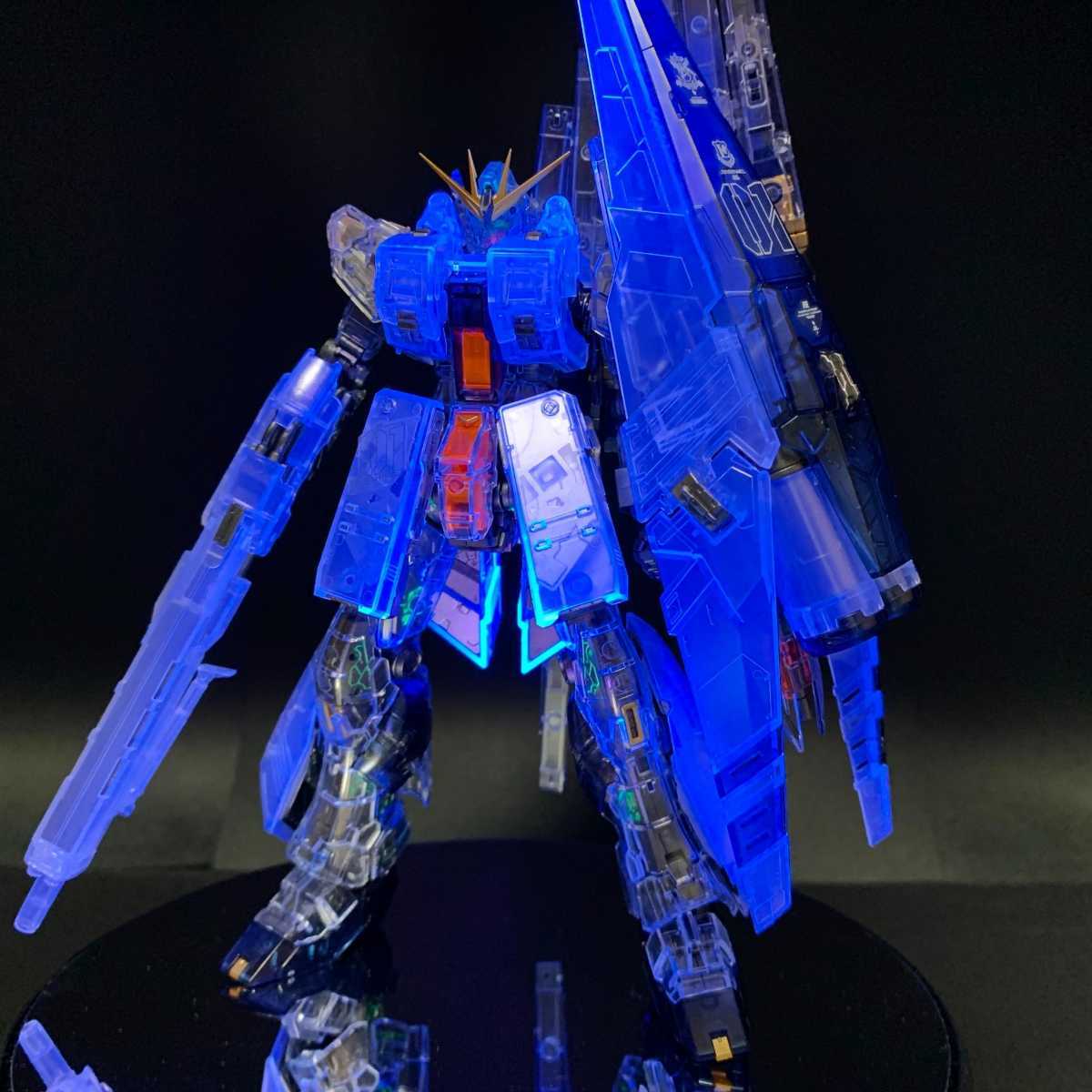 RG1/144 νガンダム RX-93 HWS［クリアカラー］蛍光塗装完成品 ブラック