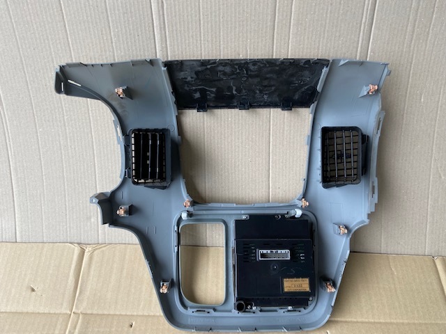 MH23S ワゴンR 純正 オーディオパネル | センターパネル オーディオパネルの通販 スズキ アップ ワゴンR&frasl;MH23S mh23s 中古品 2.4-7 ワゴンr スティングレー H23年
