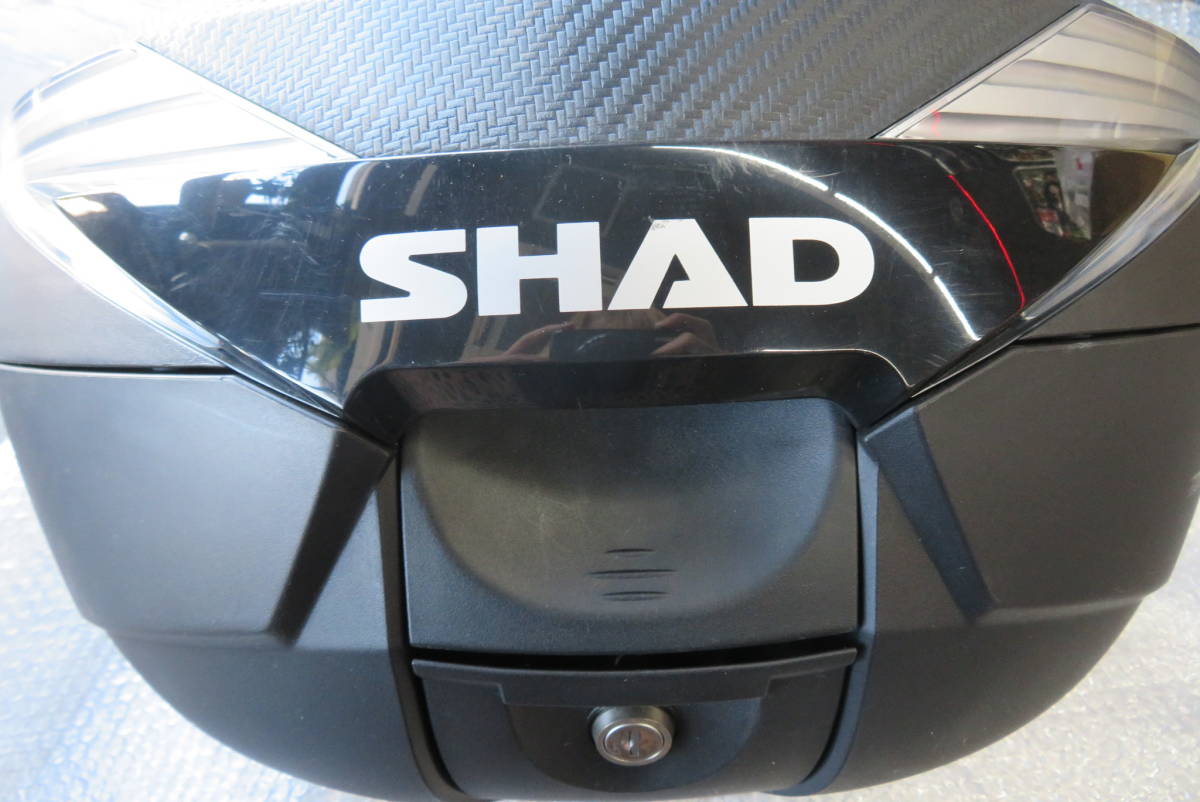 SH39 トップケース | SHAD SH39CA カーボン SHAD(シャッド) – JAPAN Shad - Motardinn D0B39106 黒 通販 Motorcycle