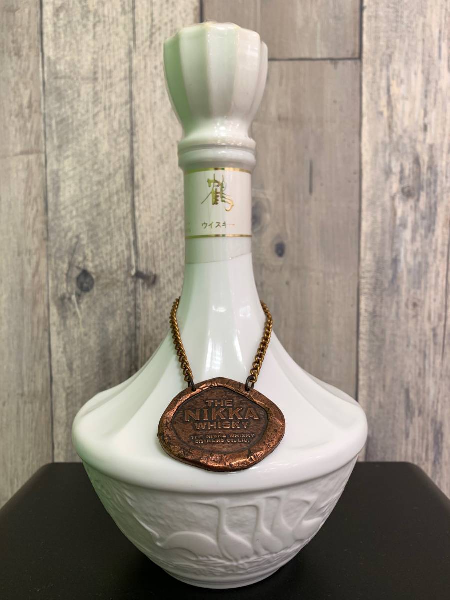 B-4932】未開栓 NIKKA WHISKY ニッカ ウイスキー 鶴 陶器ボトル 750ml