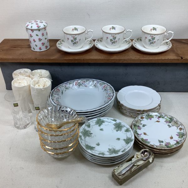 B3020【ブランド食器】ノリタケ・HOYA 食器 大量おまとめセット □画像  