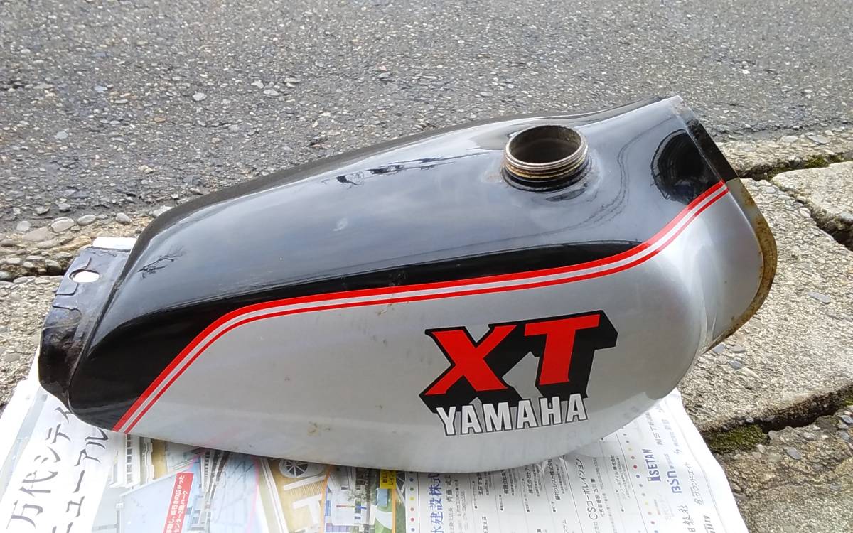 新年！1円売切り！YAMAHA・XT250・3Y5・ガソリンタンク/希少 パーツ売
