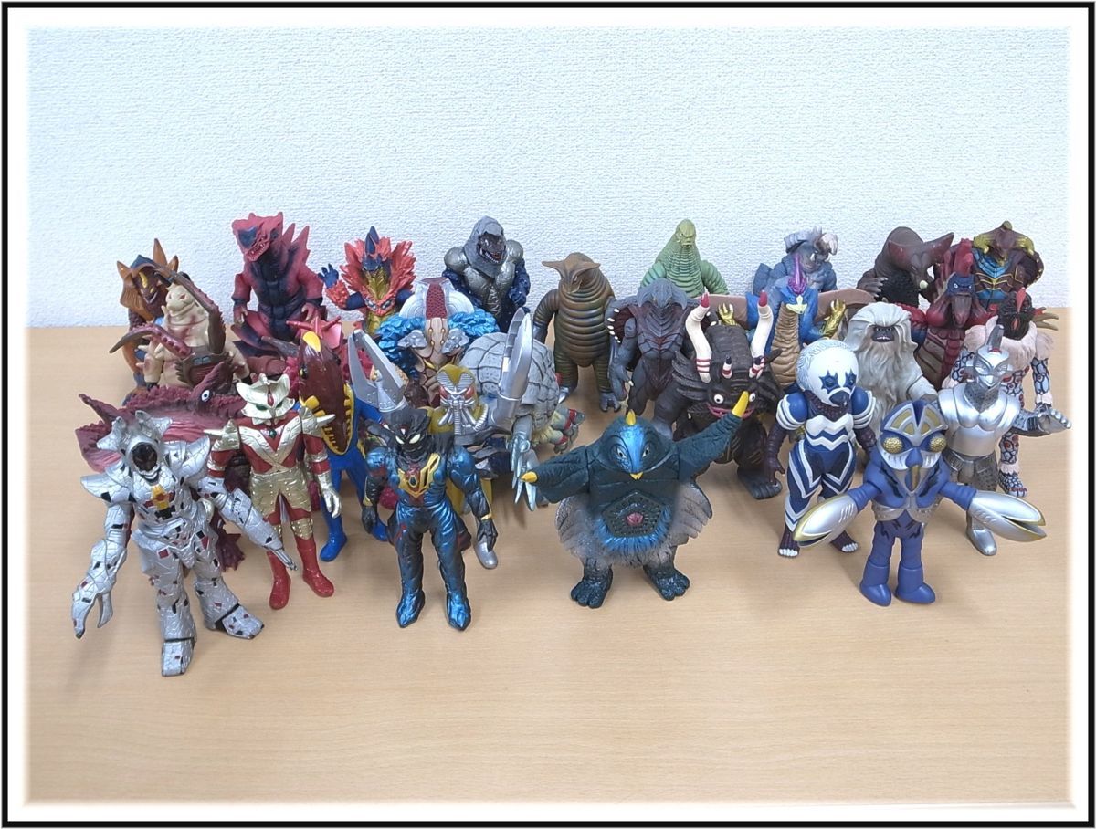 ハイパーゼットン ギガント&イマーゴセット バンダイ(ウルトラマン 