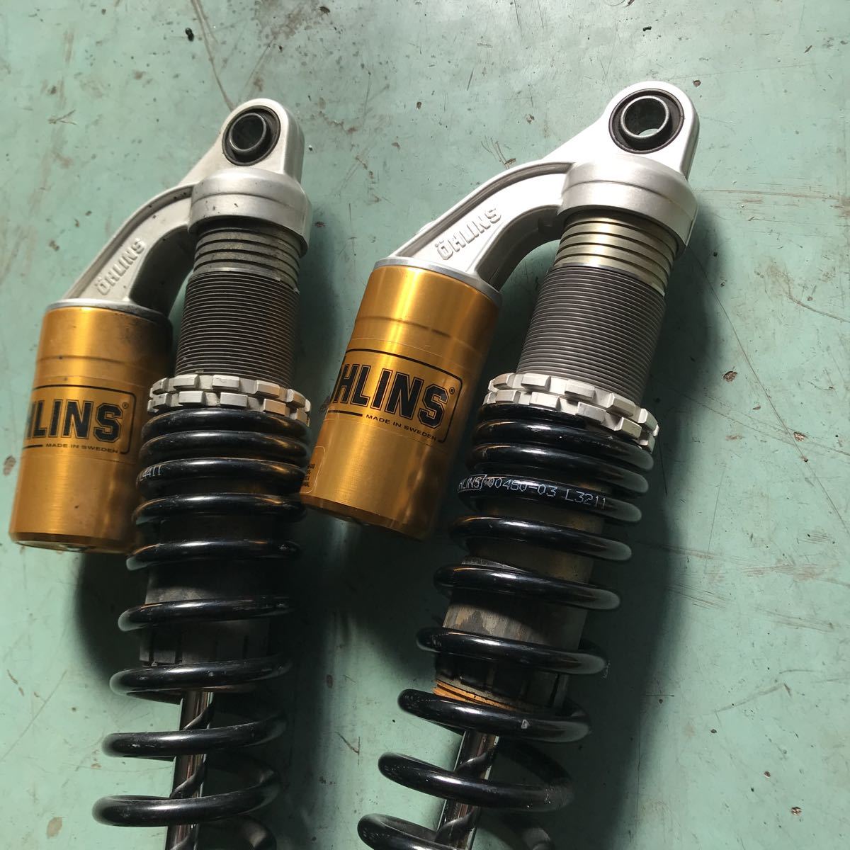 Öhlins リアサスペンション CB1000SF HO1430 【公式通販】