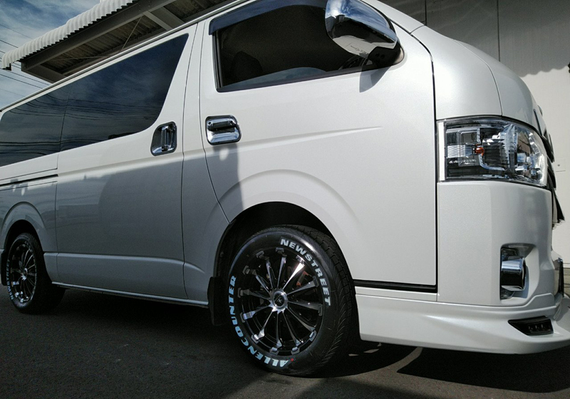 ハイエース 200系 タイヤホイール 215/60R17 車検対応 オーレン 