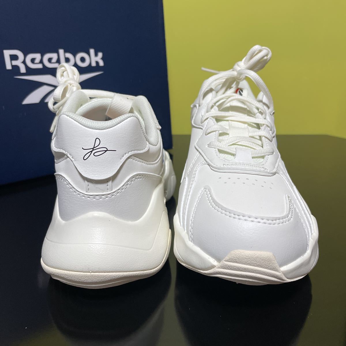 26.5cm ☆ Reebok x BTS BT21 Royal Turbo impulse Clean Shoes TATA 