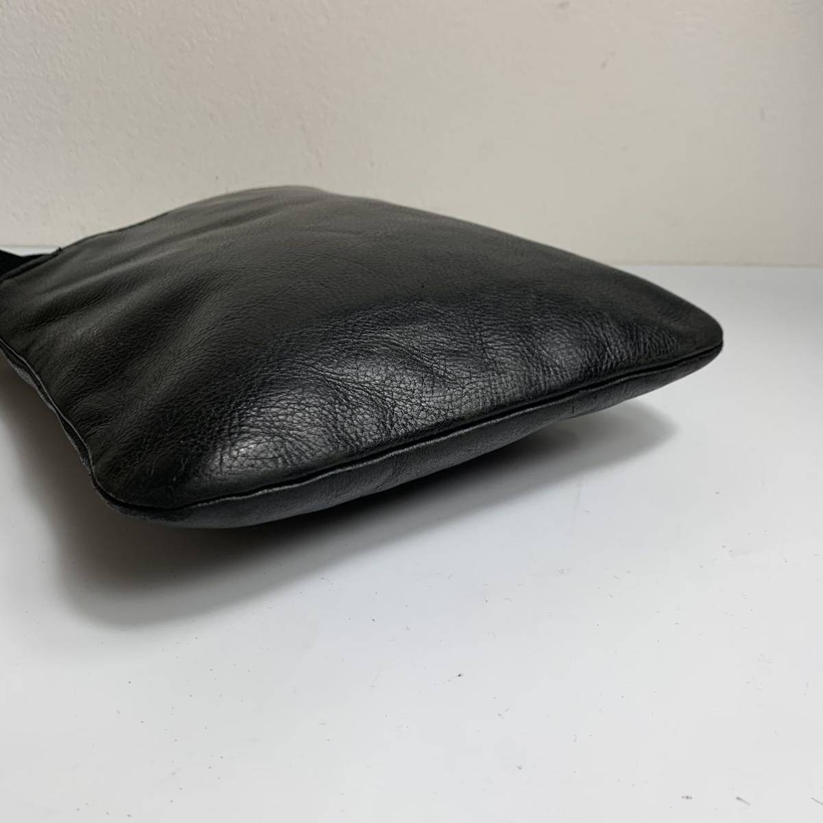 1円 【稀品 最高級】 Yves Saint-Laurent イヴサンローランショルダー 