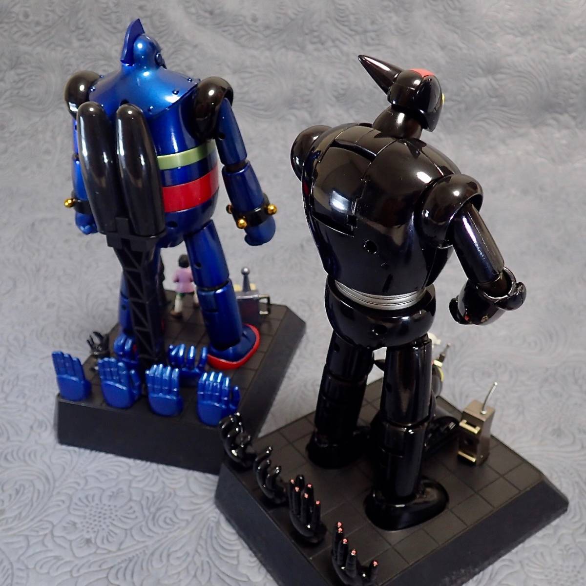 超合金魂 鉄人28号（GX-24M）と ブラックオックス（GX-29R）・USED展示品・