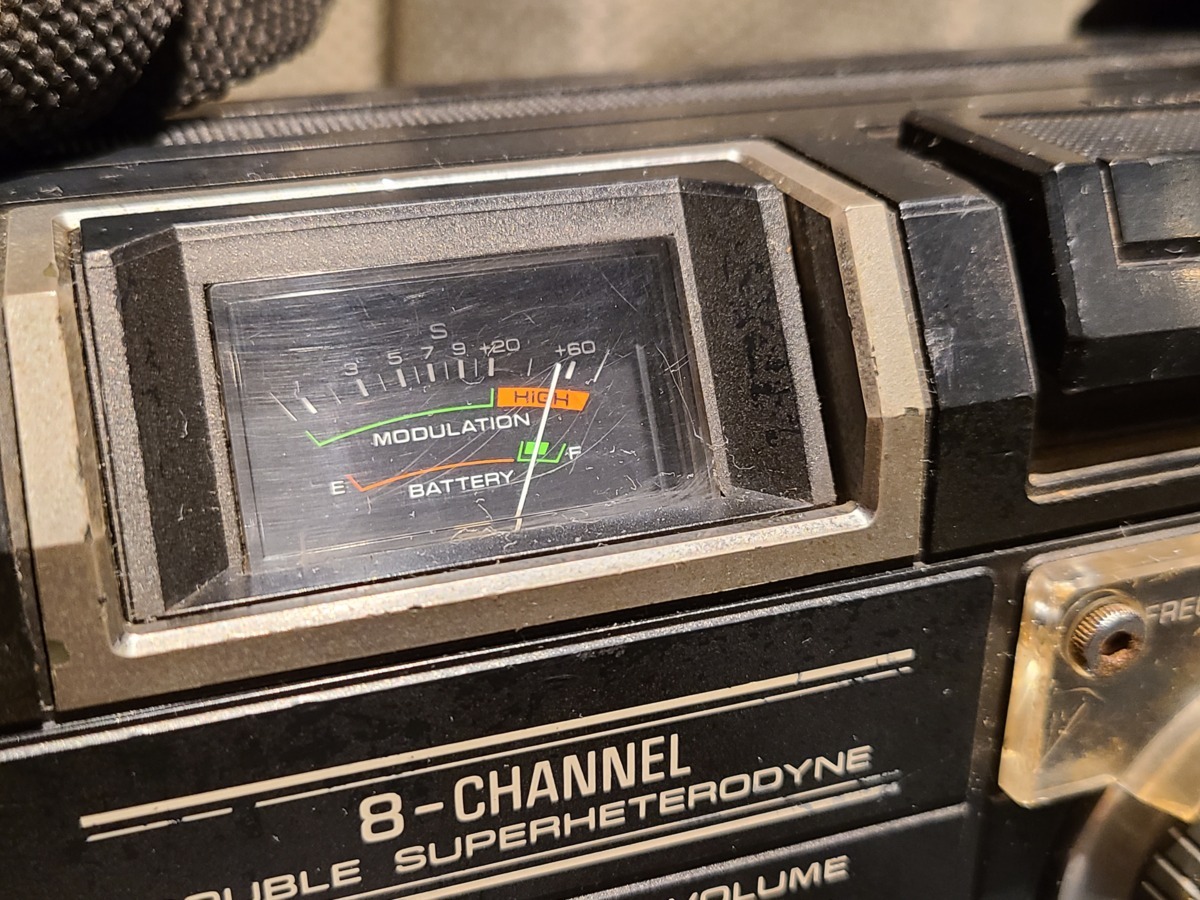 新作，お買い得 【National RJ-570 トランシーバー 無線機 CB無線 8ch 