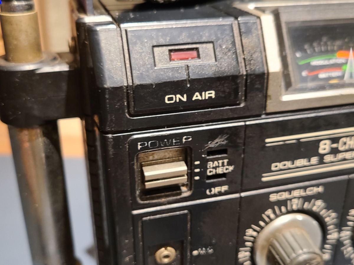 新作，お買い得 【National RJ-570 トランシーバー 無線機 CB無線 8ch 