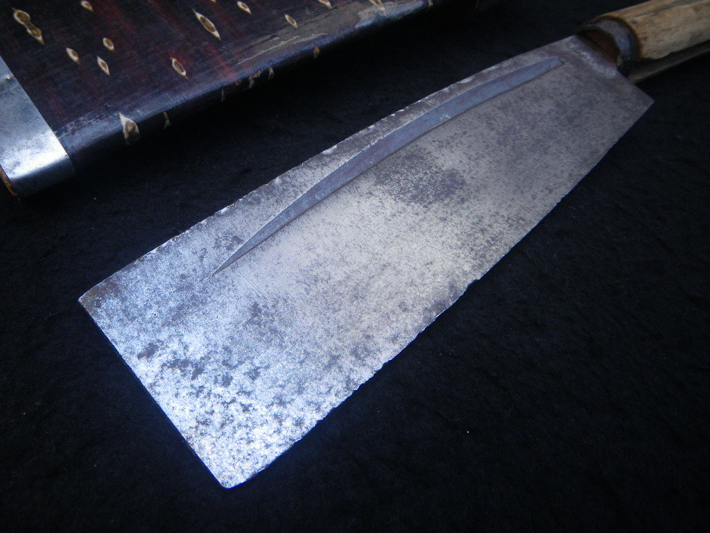 168 越後国宗房 角ナタ 角鉈 桜皮鞘付 腰鉈 黒打 自然薯掘り 山菜採り 渓流 藪掃い 林道走行 造園 キャンプ アウトドア 斧 売買されたオークション情報 Yahooの商品情報をアーカイブ公開 オークファン Aucfan Com