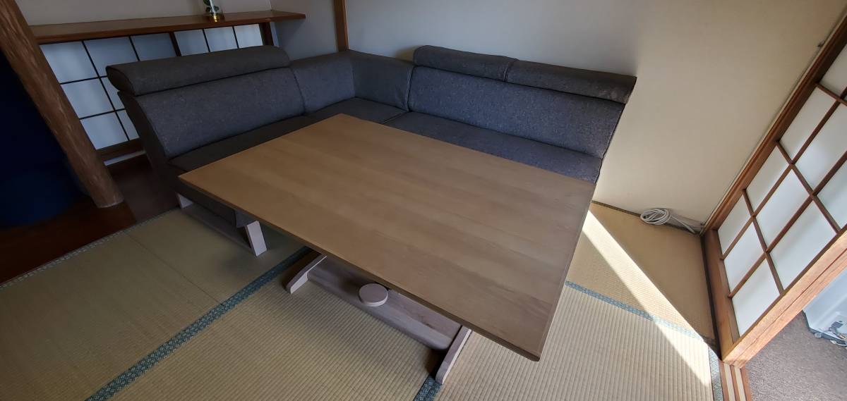 リビングダイニング兼用 コーナーソファー 昇降式テーブル 4点セット 最終出品 応接セット 売買されたオークション情報 Yahooの商品情報をアーカイブ公開 オークファン Aucfan Com