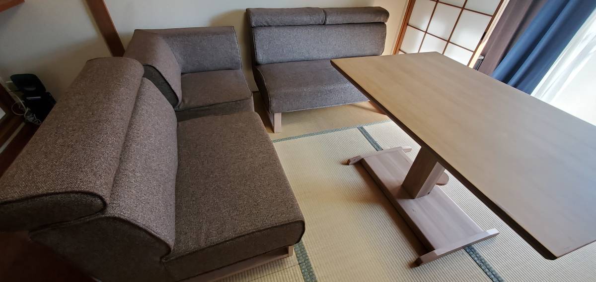 リビングダイニング兼用 コーナーソファー 昇降式テーブル 4点セット 最終出品 応接セット 売買されたオークション情報 Yahooの商品情報をアーカイブ公開 オークファン Aucfan Com