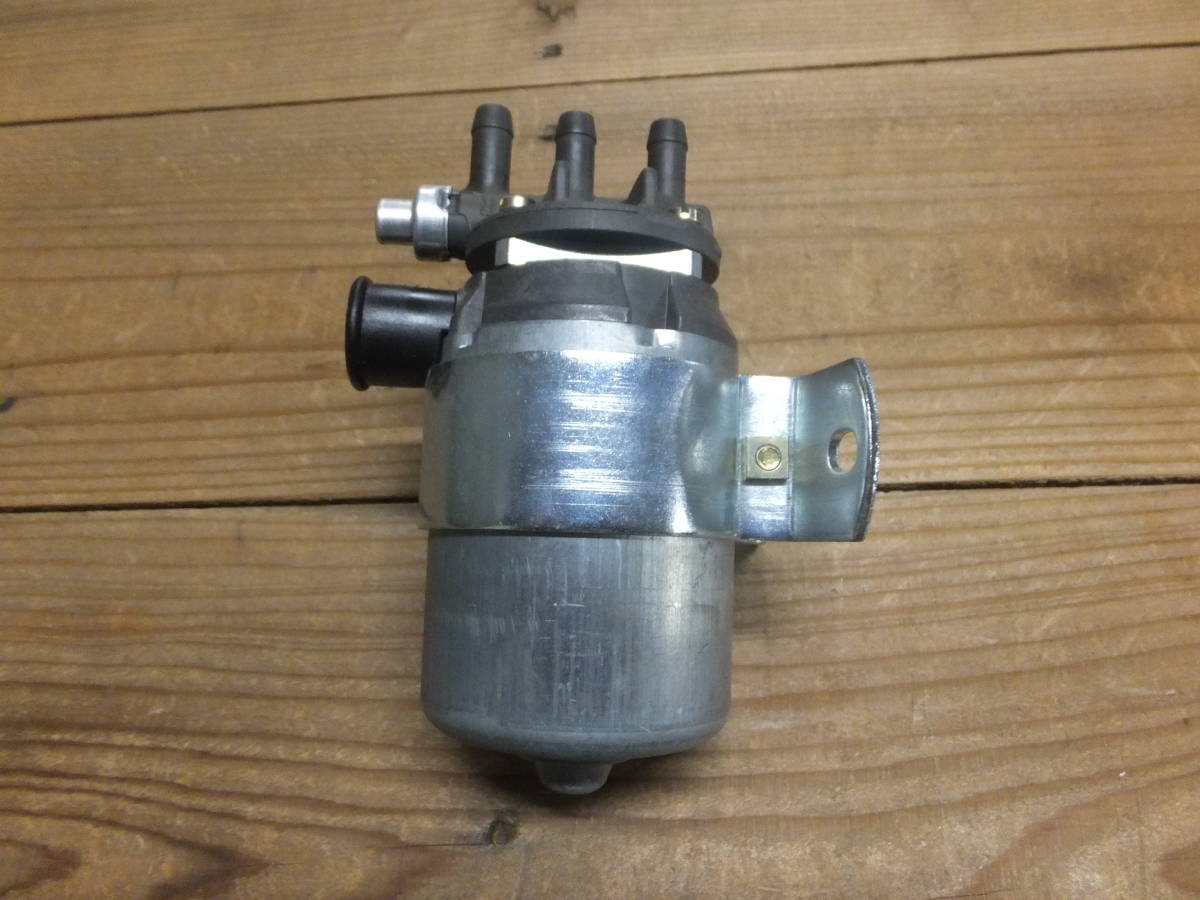 ポルシェ　９１４　フューエルポンプ