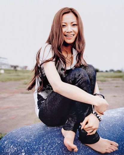 美品 倉木麻衣L判写真26枚 26枚中厳選写真12枚あり (写真)｜売買され