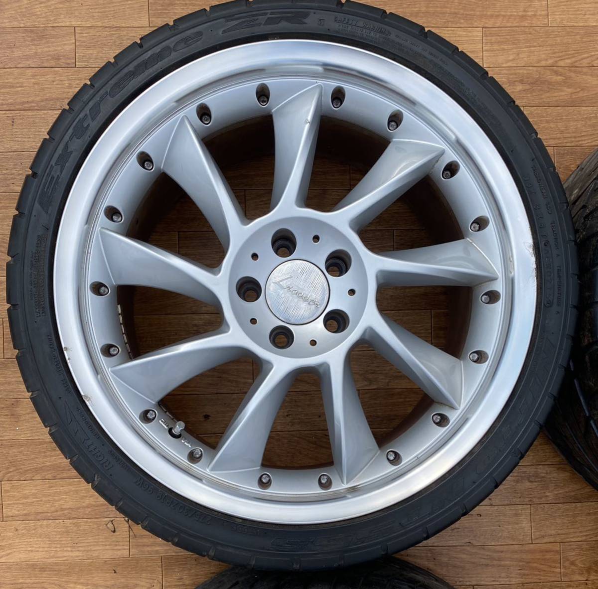 275/30ZR/19－245/35ZR/19（コンチネンタル Extreme Contact