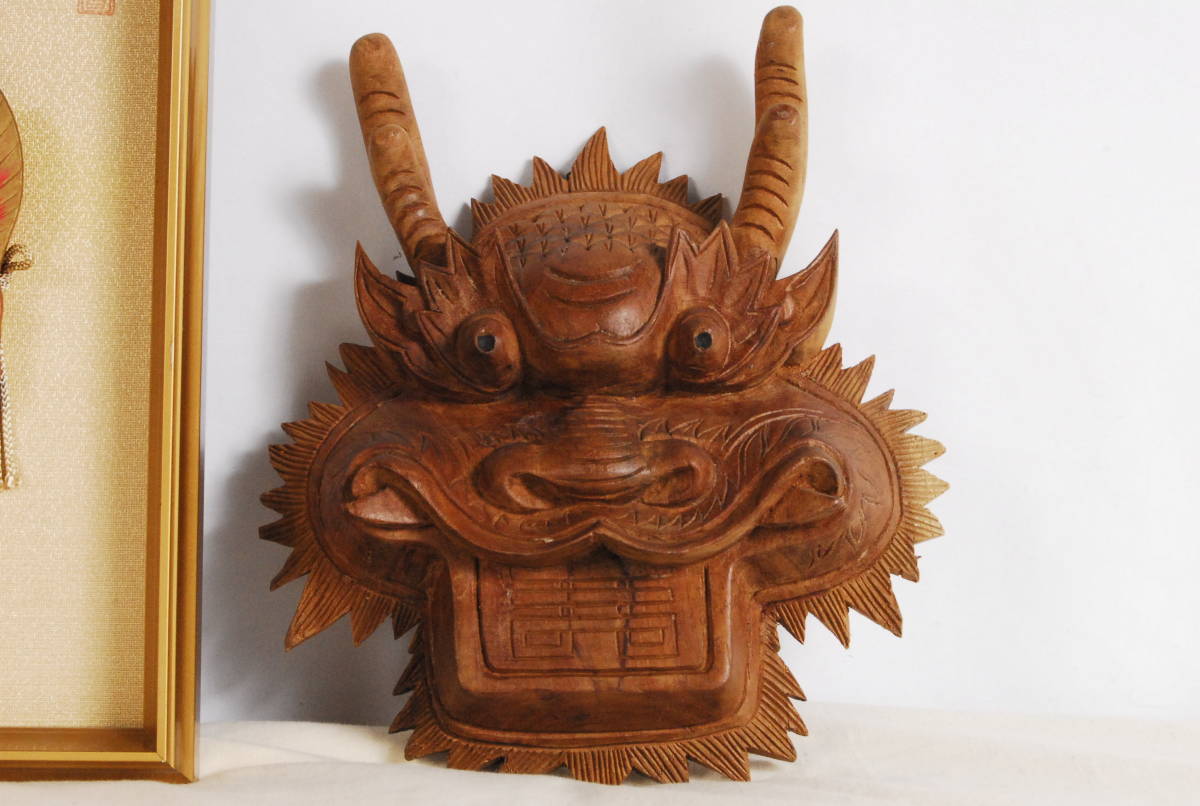 8393 木彫り アジア 神々 お面 ベトナム製 陶器製 立体的 額装 セット 