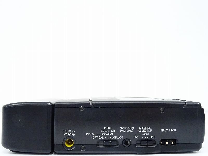 □□DENON DTR-80P/AP-18 ポータブルDATデッキ デノン ハードケース付 □□DENON DTR-80P/AP-18 ポータブルDATデッキ デノン ハードケース付
