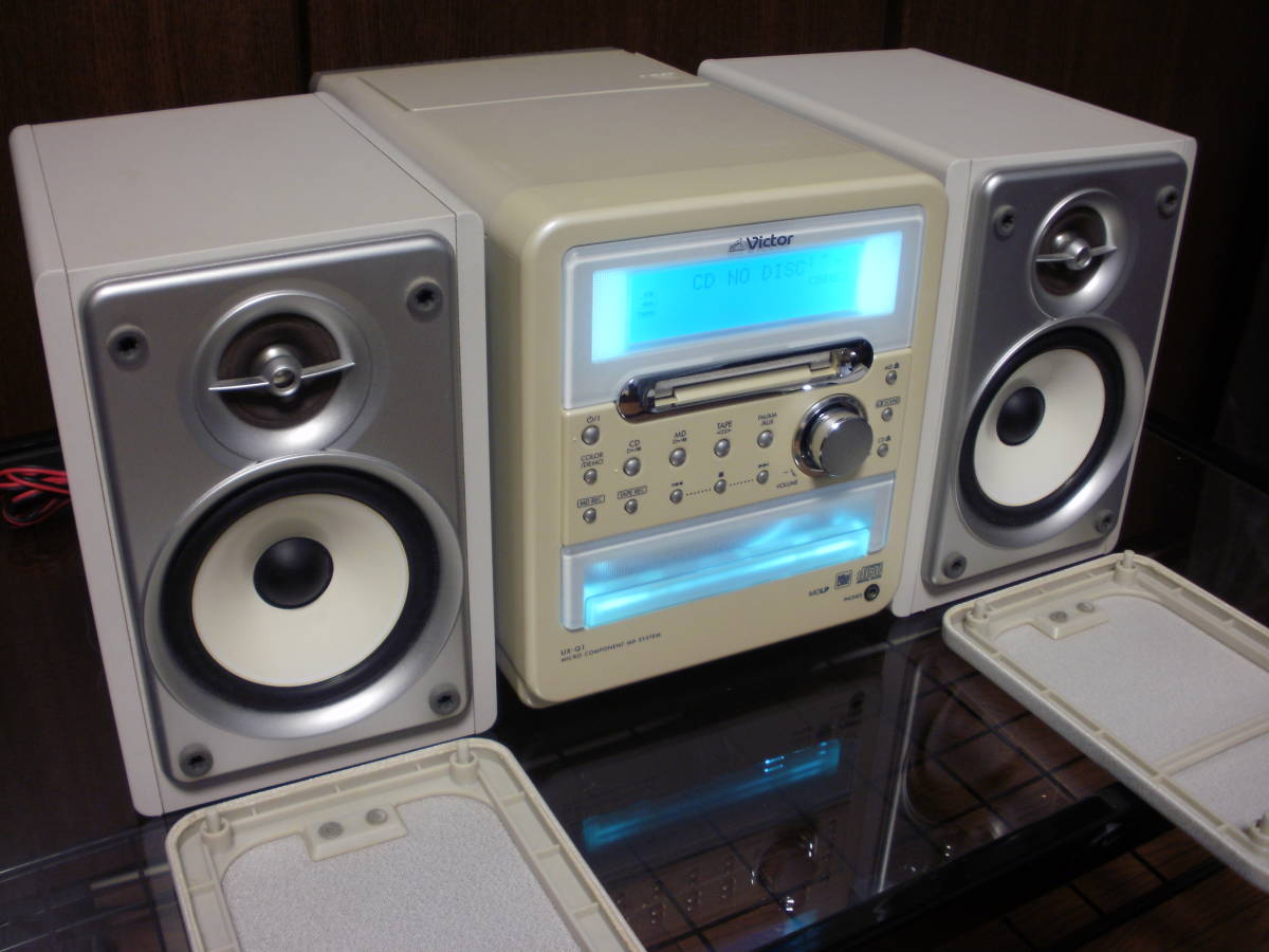 Victor MD/CD/カセット/FM ミニコンポ UX-Q1 （スピーカー付き