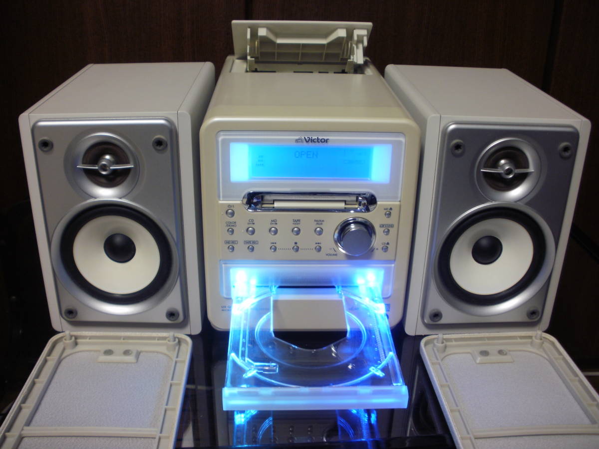 Victor UX-M550 ミニコンポ Victor MD/CD/カセット/FM ミニコンポ UX-Q1 （スピーカー付き