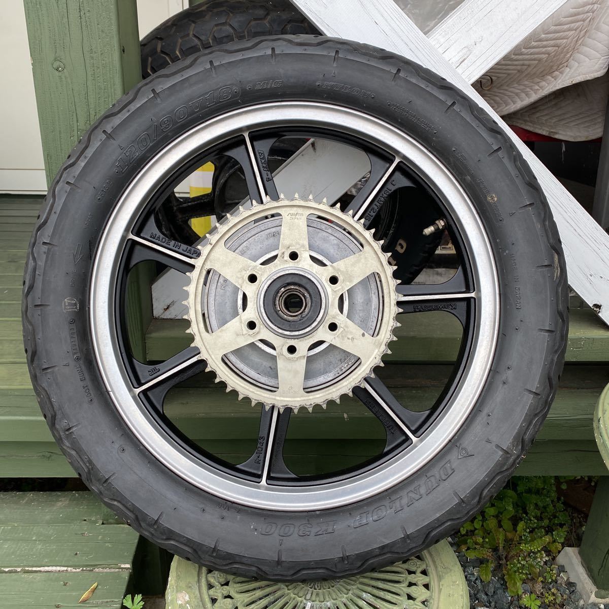 希少 旧車 当時物 カワサキ KZ1000J リアホイール エンケイ LTD 18 
