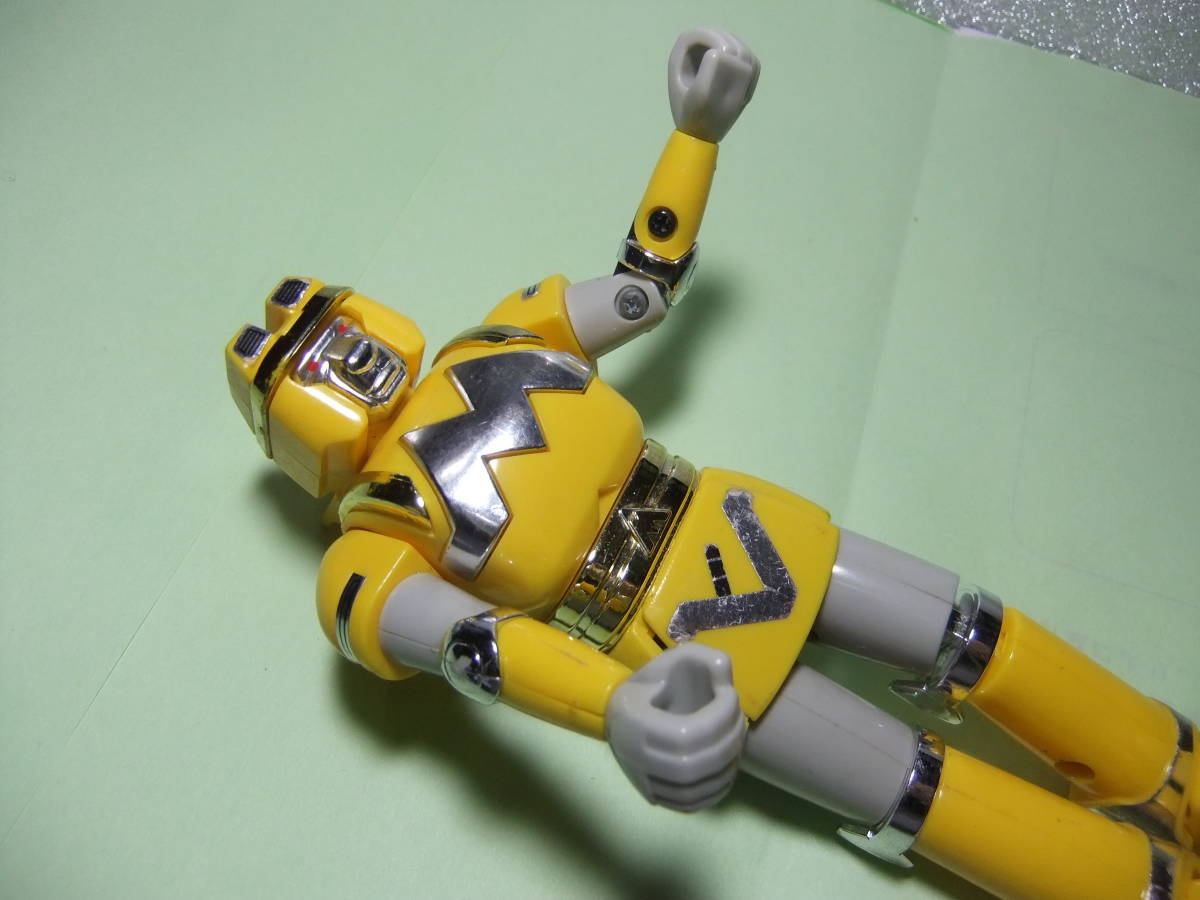 忍者戦隊カクレンジャー 獣将闘士バトルクマード プラ アクション 