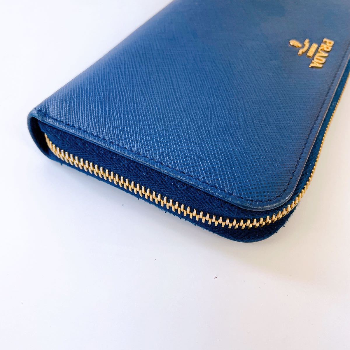 ✨美品✨PRADA プラダ◆ブルー◆フルレザー◆長財布◆ゴールドロゴ 1円→【極美品】PRADA プラダ 長財布 ネイビー ブルー 箱付き 高級
