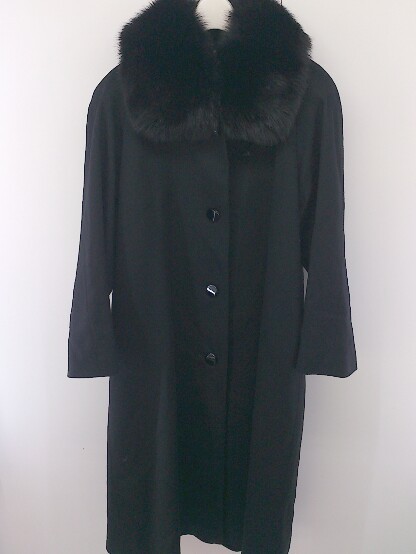 大人気，お得 PIERRE BALMAIN カシミヤ100％ ブルーフォックス ファー 長袖 コート サイズ7AR ブラック レディース 1203080005982(女性用)｜売買されたオークション情報、yahooの商品情報をアーカイブ公開 - オークフ 女性用
