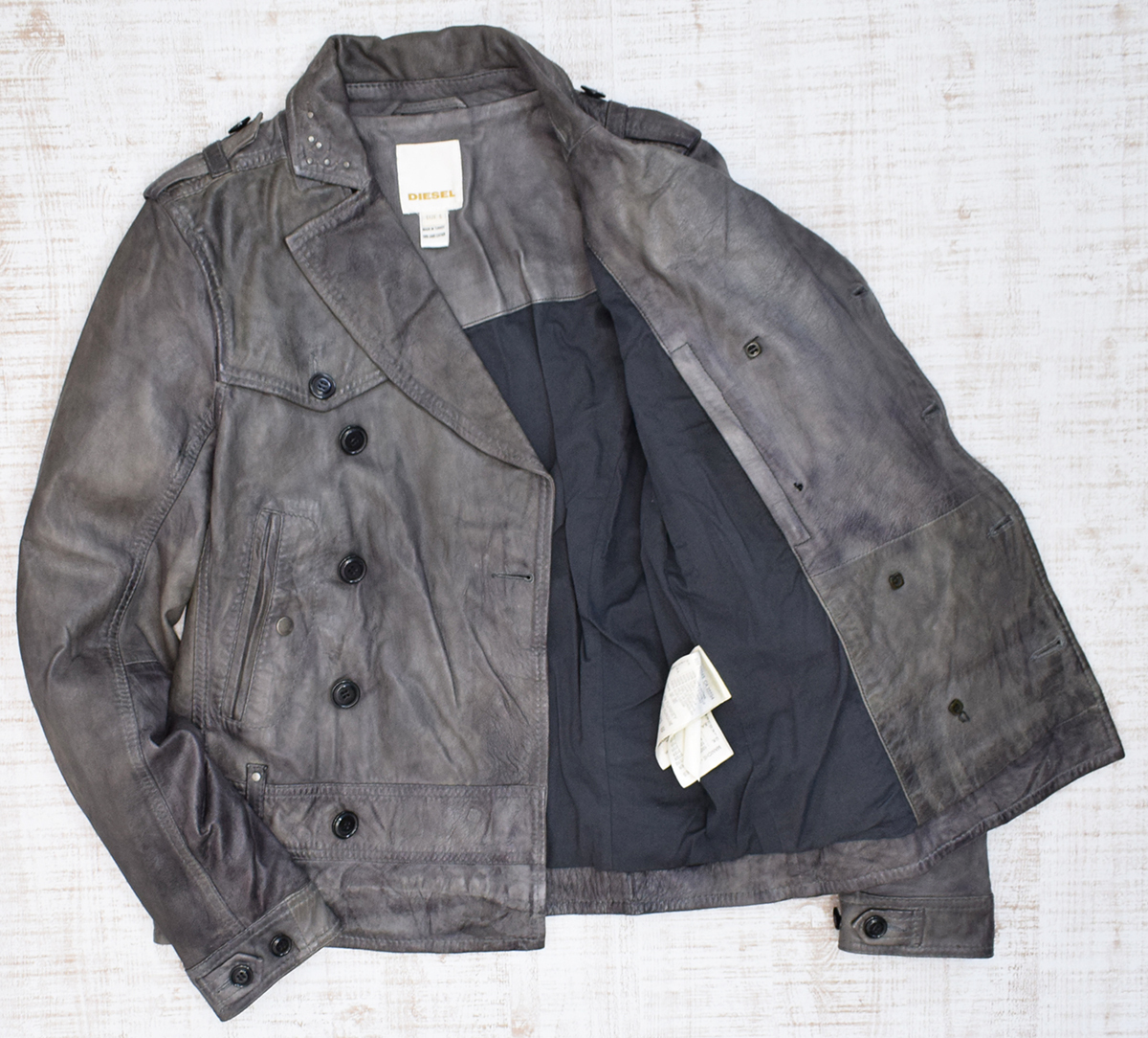 DIESEL ディーゼル レザージャケット 羊革 エイジング加工 ペイズリー M 貫禄のエイジング加工☆ DIESEL ディーゼル 羊革 ラムレザージャケット