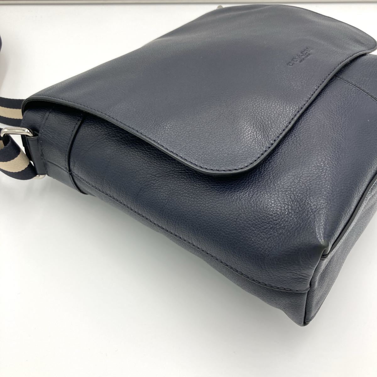 1円 【美品】 COACH コーチ ショルダーバッグ メッセンジャーバッグ オールレザー 本革 ネイビー 紺 メンズ ユニセックス 斜め掛け コーチ 1円 COACH 入手困難COACH バッグ ブランド通販のBUYMA