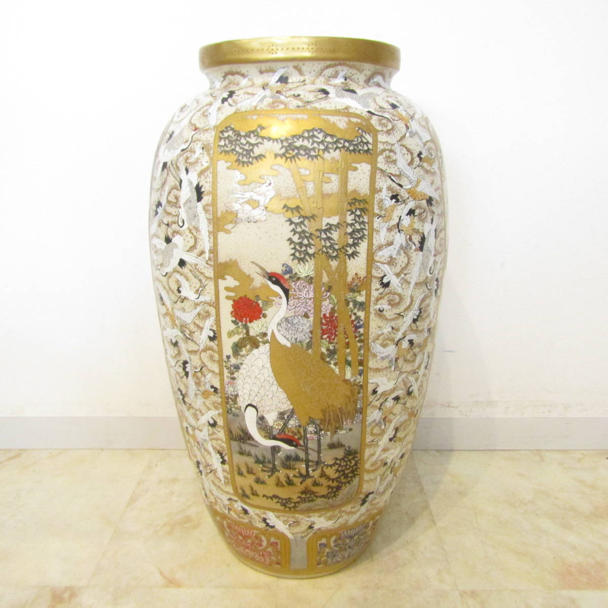 丸十 1円～薩摩 金彩手色絵花詰文 花瓶 花器 華道 生花 陶器