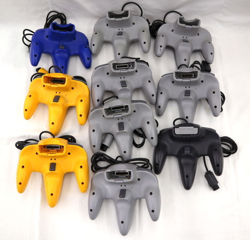 本体 0 ニンテンドー64 | N64 NINTENDO64 ソフト10本付ニンテンドー64 - コントローラー2個付き NINTENDO 通電 すぐ遊べるセット ソフト10本 すぐ 任天堂64本体 ジャンク300円のニンテンドー64動作確認！